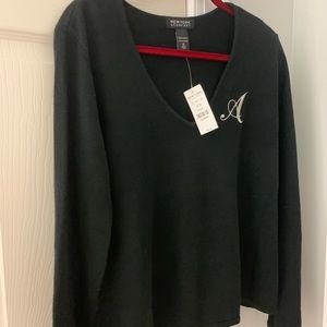 New York & Company NWT Sweater